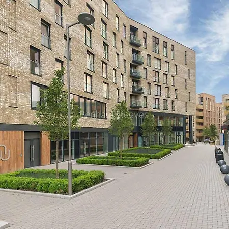 Modern 2 Bedroom In Canada Water - Stylish By The River Thames Apartment *