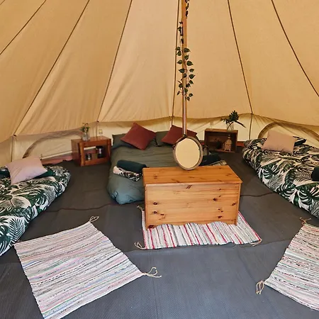 Readers Field Glamping