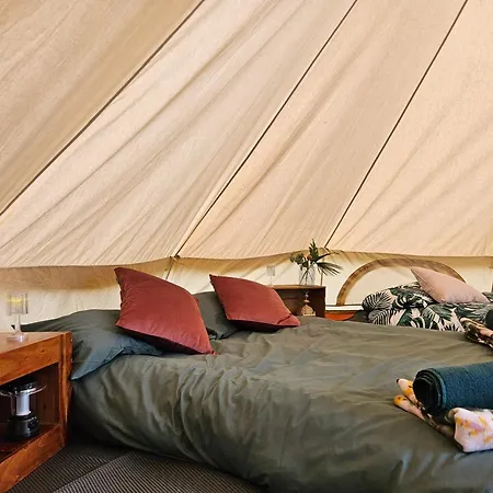 Readers Field Glamping Luxury tent *