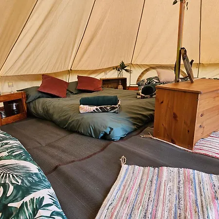 Readers Field Glamping Luxury tent Great Sampford