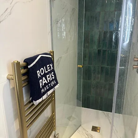Modern Banker's Flat In Fulham 公寓 伦敦