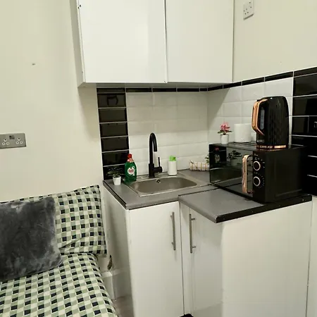 W3 Apartment London