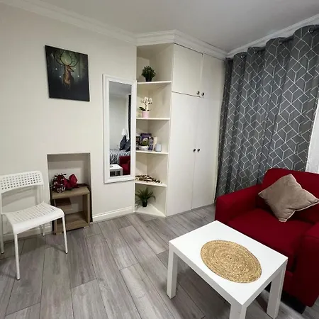 W3 Apartment London