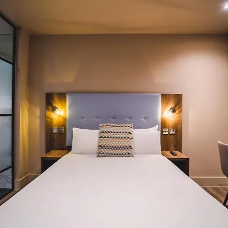 Hotel Euston Square 3*
