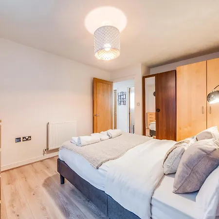 Apartment Canary Wharf O2 Excel Flat With Parking & Balcony