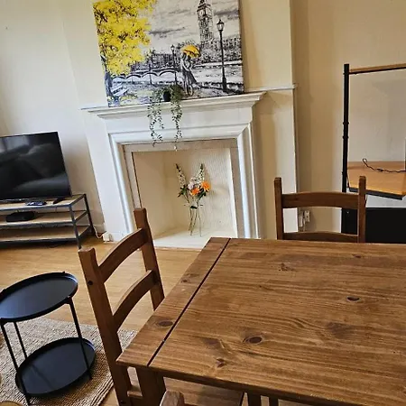Apartment Elegant 1-Bed Flat, Sleeps 5, London Nw6 - 5 Mins To Jubilee, Bakerloo & Overground Lines