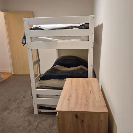 Chatworths Court Apartment