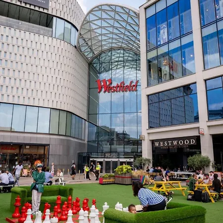 Modern 2-Bed Apartment, 8Min To Stratford Station, Sleeps 6 Apartment *