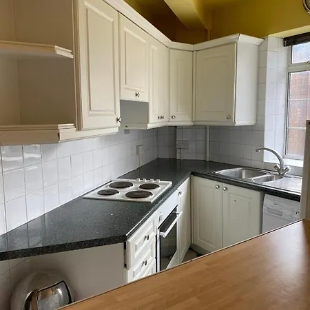 Fabulous Sanctuary In Kensington