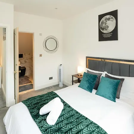 Gorgeous 3br 2bath House In O2 Greenwich With Parking Feriehus *