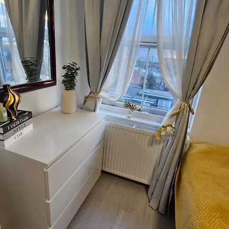 Spacious With Separate The Kitchen 4a