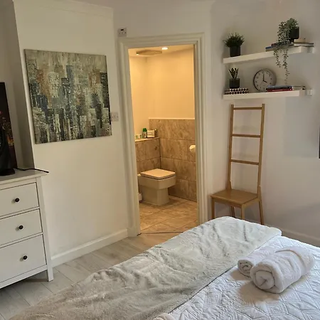 Tower Bridge King Bed En-suite With Parking And Balcony 아파트 *