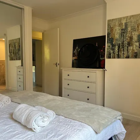 아파트 Tower Bridge King Bed En-suite With Parking And Balcony