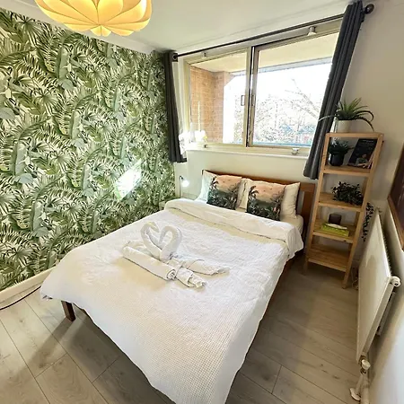 아파트 Tower Bridge King Bed En-suite With Parking And Balcony *