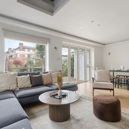 Apartment Stunning 3bd With Garden & Free Parking London