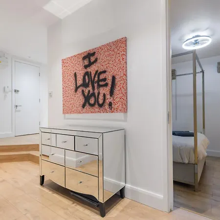 Apartment Stunning 3bd With Garden & Free Parking London