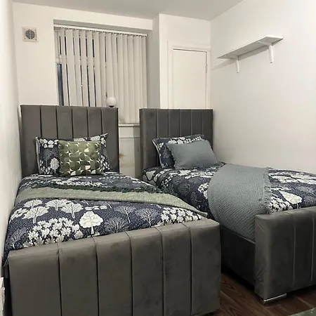 Luxury 2 Bed In Kingscross, St Pancras! With Parking London
