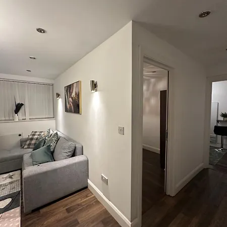 Luxury 2 Bed In Kingscross, St Pancras! With Parking *
