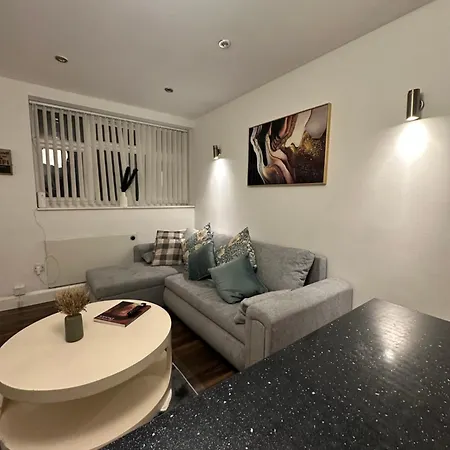 Luxury 2 Bed In Kingscross, St Pancras! With Parking *