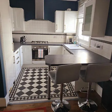 Richmond Charm Cozy Apartment