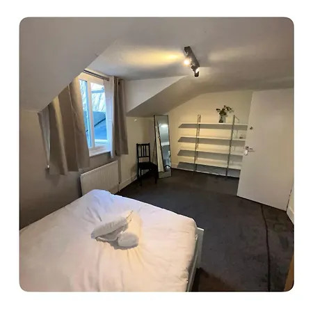 Bright & Modern Notting Hill 3br Apartment London