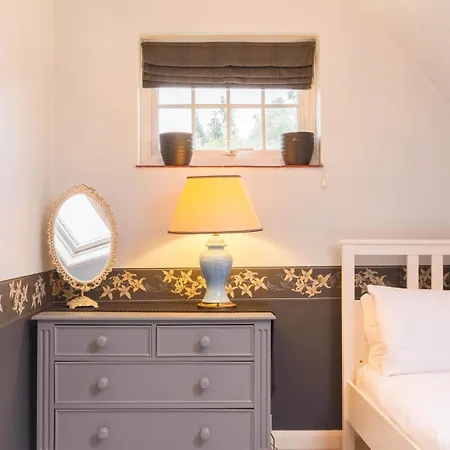 Unique Country Nr Nature Reserve Sleeps 4