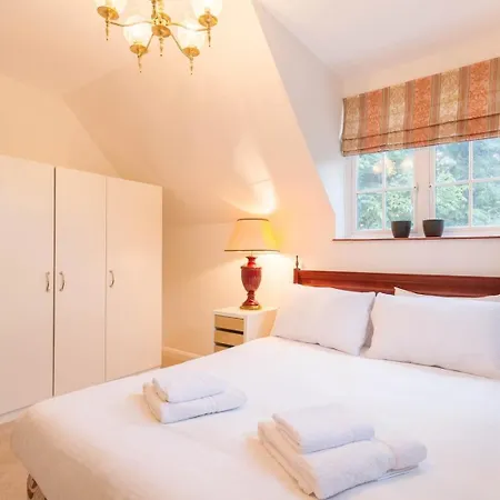 Unique Country Nr Nature Reserve Sleeps 4 Apartment London