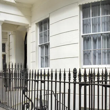 Oxford Street Homestay *