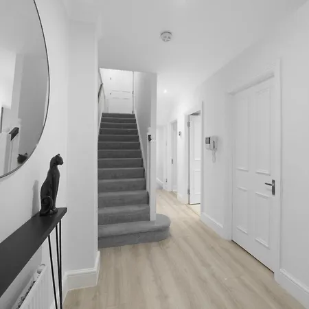 Homestay Oxford Street London