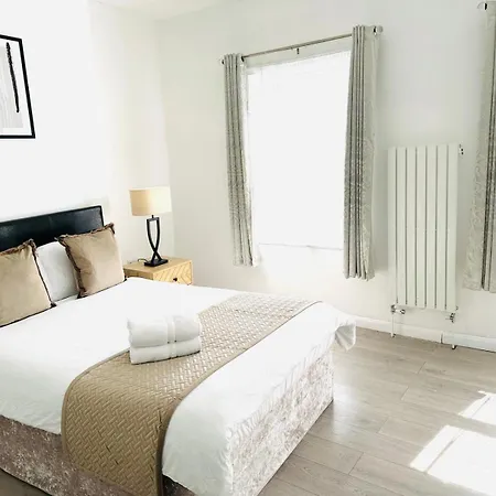 Guest house Westferry *