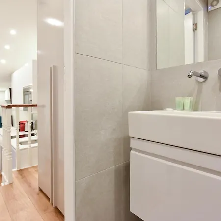 Earls Court East Serviced By Stayprime 3* Λονδίνο