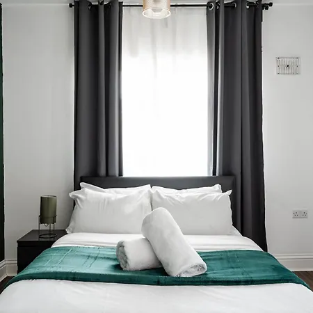 Gate Hotel