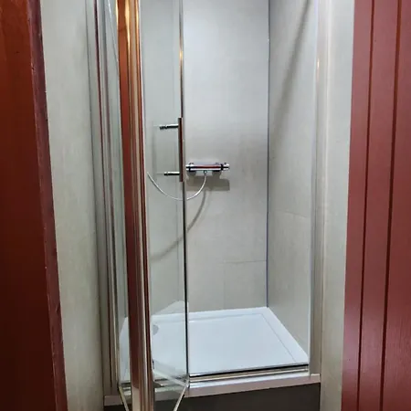 Komo Pods Hotel *