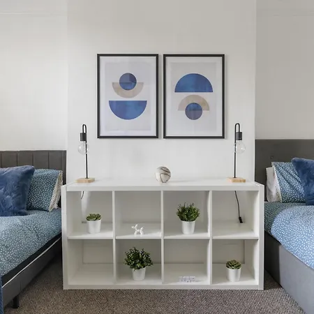 Apartment The Turnpike - Free Parking *
