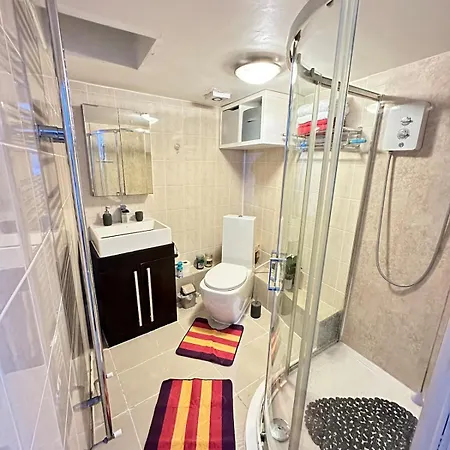 Cozy Modern In The Heart Of * London