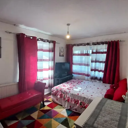 Affittacamere 4 Bedroom House Rented By The