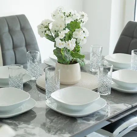 Beautiful In Greater London Holiday home *