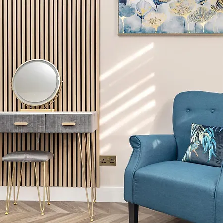 Apartment Stylish Gem Next Transport Easy Access Ctr London