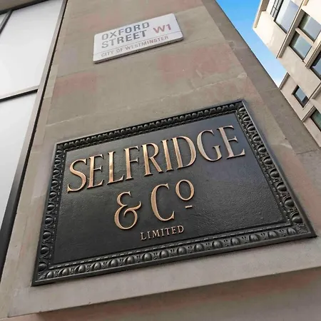 Exclusive Mayfair Sleeps 4 People