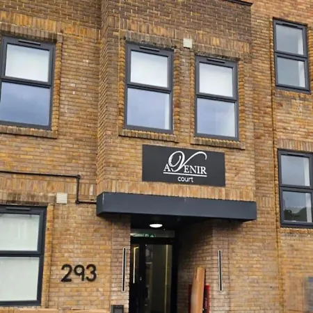 Apartament Chic 2king Bd London With Ensuite & Pull Out Bed