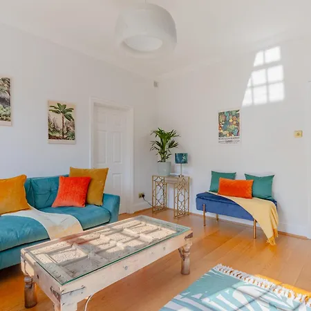 Idyllic 2bd Retreat By The River Thames Fulham Apartment *