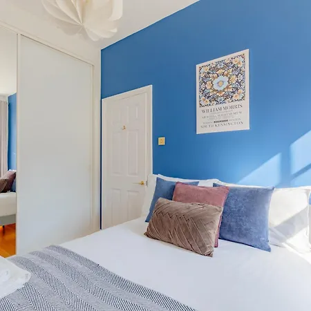 Idyllic 2bd Retreat By The River Thames Fulham *