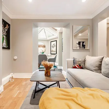 Spacious And Private By Royal Palace * London
