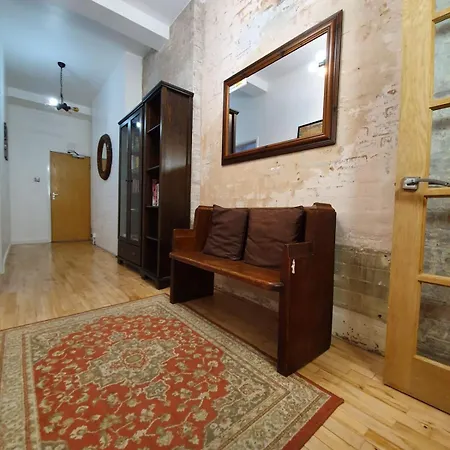 Apartment 3-bedroom Spacious In Shoreditch *