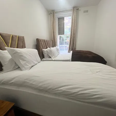 Stylish And Modern In Vibrant Soho Unbeatable Location Wdg