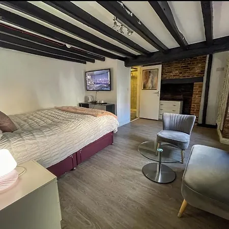 Pavilion & Lounge Bar 3* Orpington