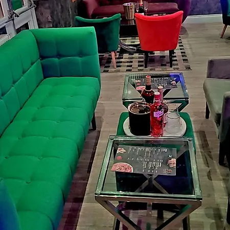Pavilion & Lounge Bar 3* Orpington