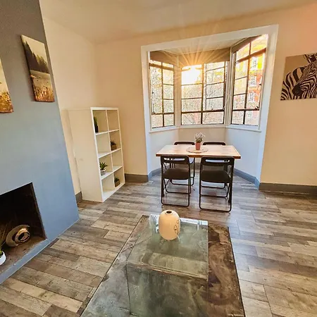 Flats, Location For Tourists, Next Tower Bridge London