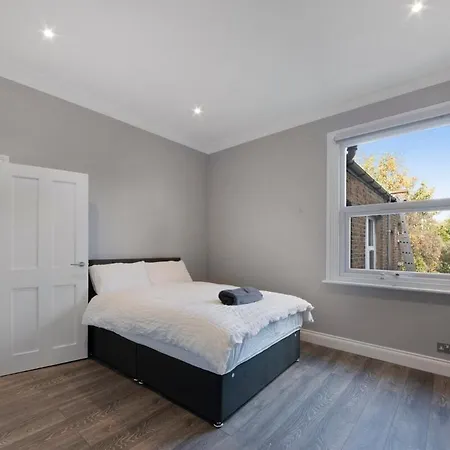 Apartment North Kensington Westfield 3 Bedroom New Deluxaprt