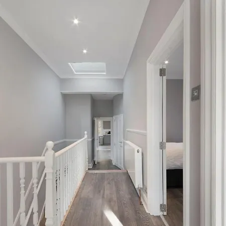 Apartment North Kensington Westfield 3 Bedroom New Deluxaprt London